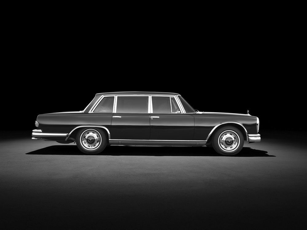 63_Mercedes-600-W100-Sedan-